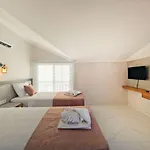 Yaz ヴィラ フェティエ