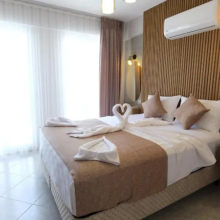 ヴィラ Yaz フェティエ